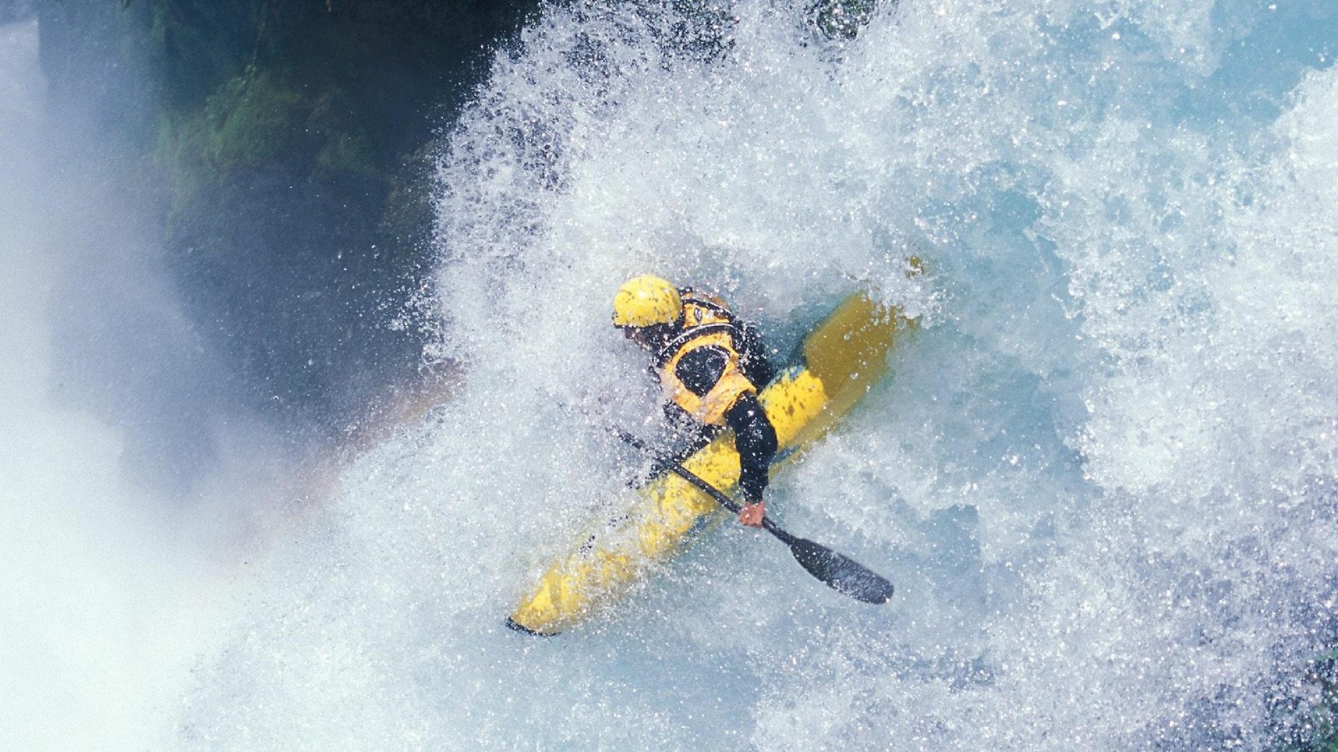 米兰app体育下载-_逆境中的坚韧：运动员咬紧牙关完成精彩逆转_，运动员嘴里咬的是什么